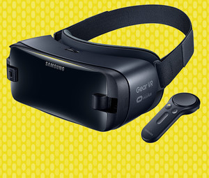 Review Samsung Gear VR SM R325 Galaxy Note8 Transforms the College Classroom EdTech Magazine